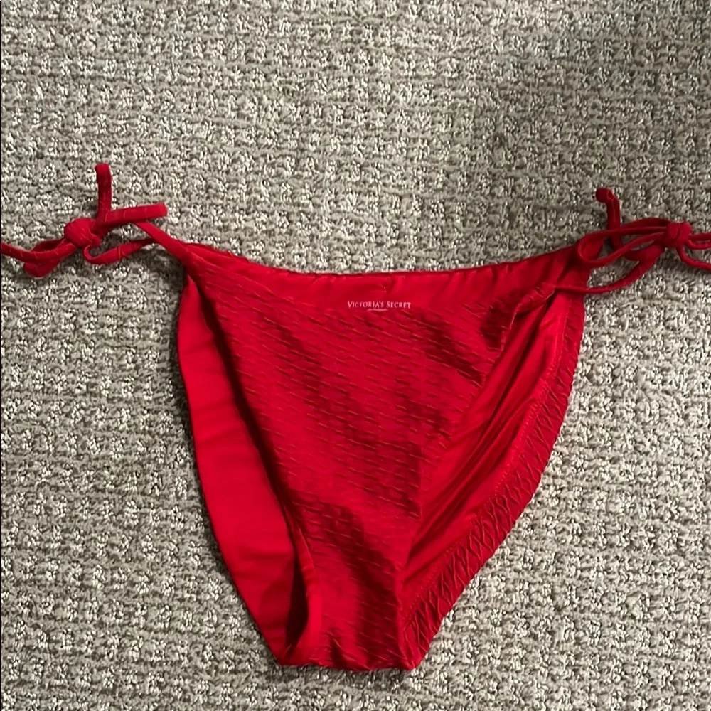 Victoria's Secret Red Cheeky Bikini Bottom - Picture 1 of 4